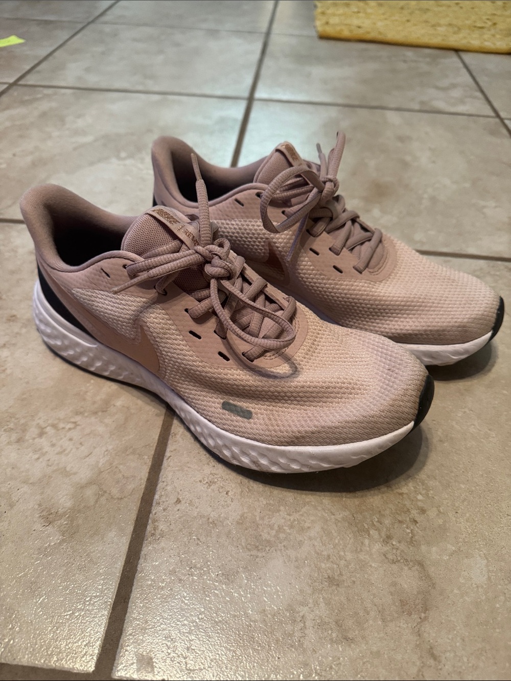 Nike Women's Revolution 5 running sneakers “Barely Rose"
